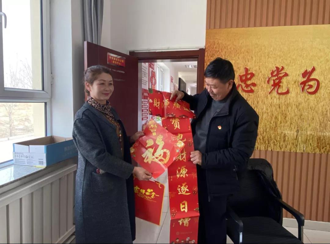 万1.jpg